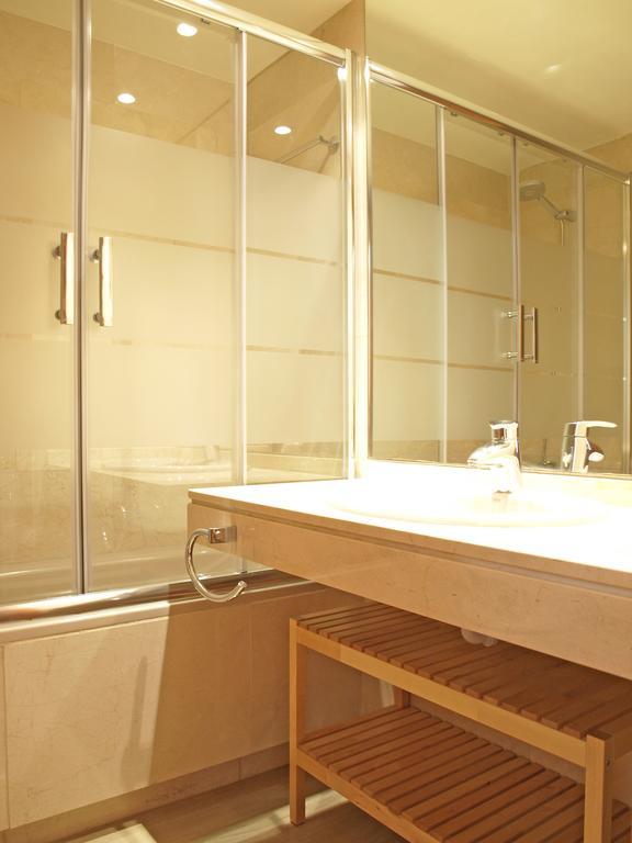 Apartup Yellow Opera View Valência Exterior foto